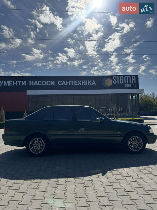 Седан Mercedes-Benz C-Class 1998 в Виннице фото 8 Седан Mercedes-Benz C-Class 1998 в Виннице