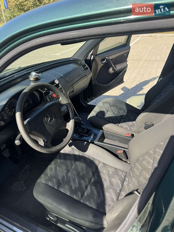 Седан Mercedes-Benz C-Class 1998 в Виннице фото 32 Седан Mercedes-Benz C-Class 1998 в Виннице