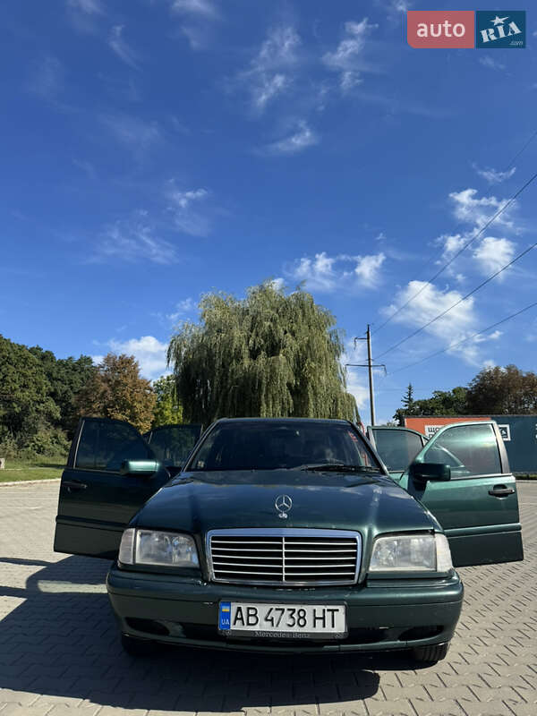 Седан Mercedes-Benz C-Class 1998 в Виннице фото 74 Седан Mercedes-Benz C-Class 1998 в Виннице