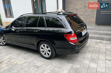 Универсал Mercedes-Benz C-Class 2011 в 
