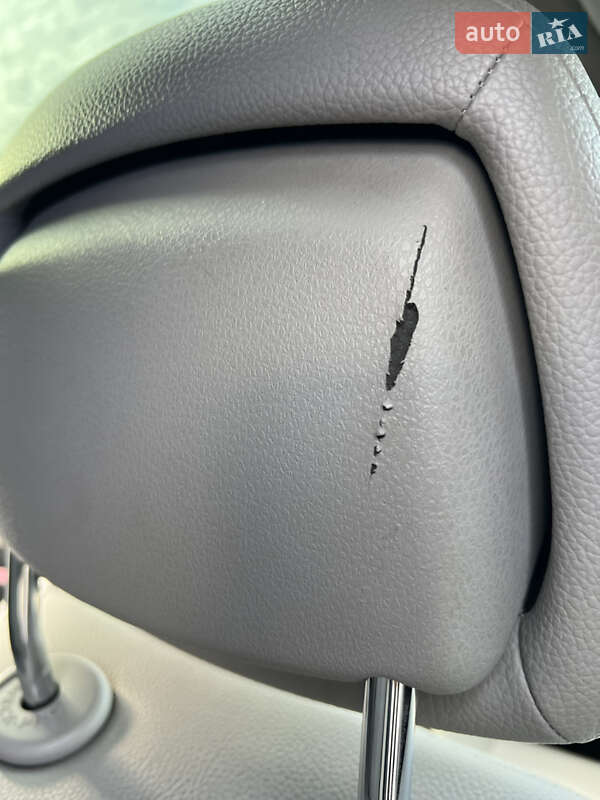 Седан Mercedes-Benz C-Class 2011 в Ивано-Франковске