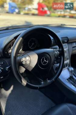 Седан Mercedes-Benz C-Class 2007 в 
