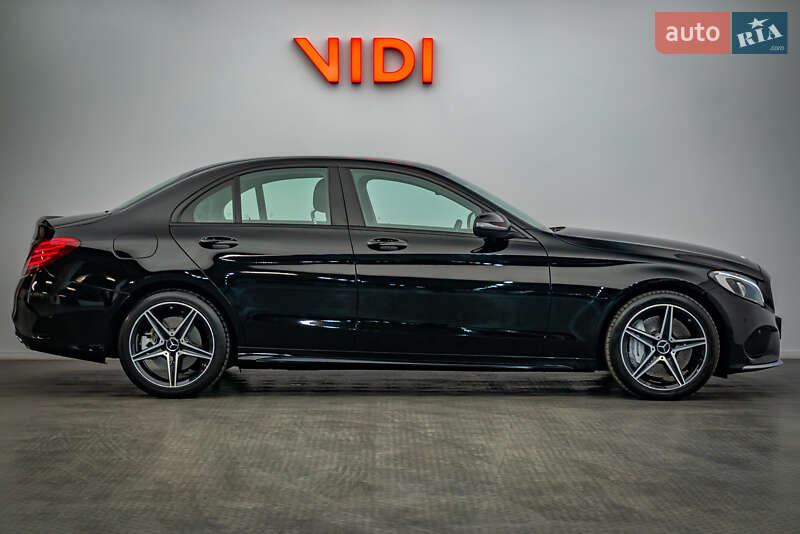 Седан Mercedes-Benz C-Class 2018 в Киеве