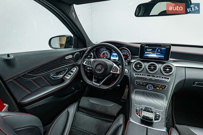 Седан Mercedes-Benz C-Class 2018 в Киеве