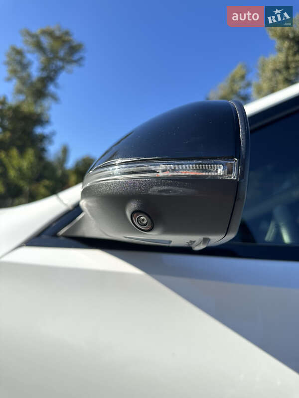 Седан Mercedes-Benz C-Class 2021 в Киеве