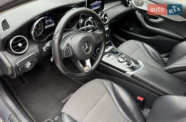Седан Mercedes-Benz C-Class 2017 в 