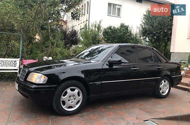 Седан Mercedes-Benz C-Class 1995 в 