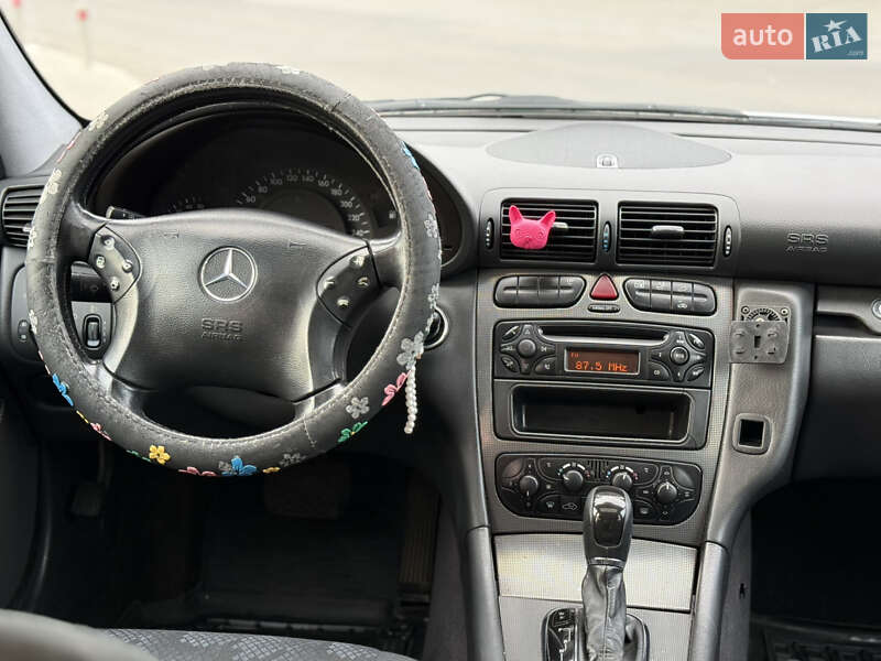 Седан Mercedes-Benz C-Class 2002 в Ужгороде