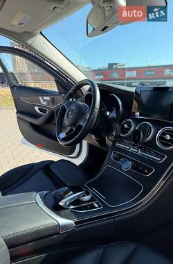 Седан Mercedes-Benz C-Class 2016 в 