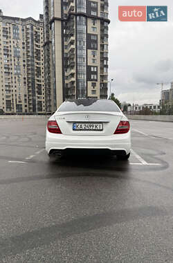 Седан Mercedes-Benz C-Class 2013 в 