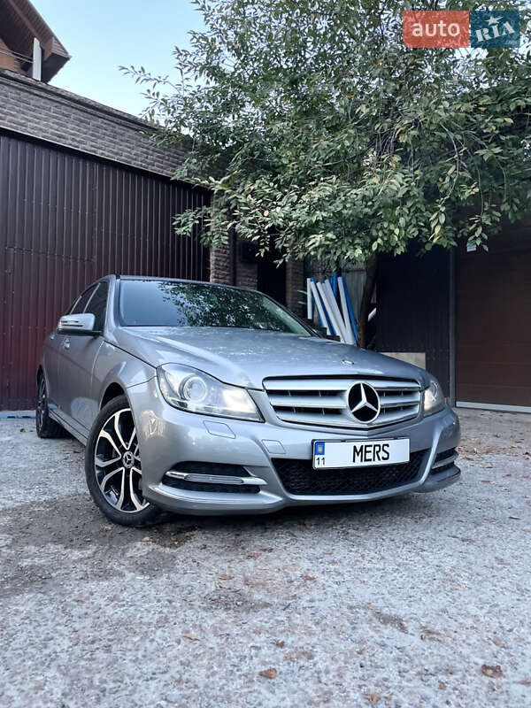 Седан Mercedes-Benz C-Class 2013 в Киеве фото 2 Седан Mercedes-Benz C-Class 2013 в Киеве