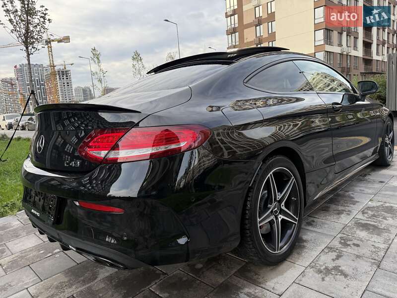 Купе Mercedes-Benz C-Class 2018 в Києві