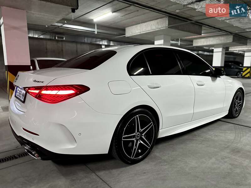 Седан Mercedes-Benz C-Class 2022 в Днепре