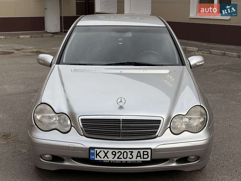 Седан Mercedes-Benz C-Class 2001 в Харкові
