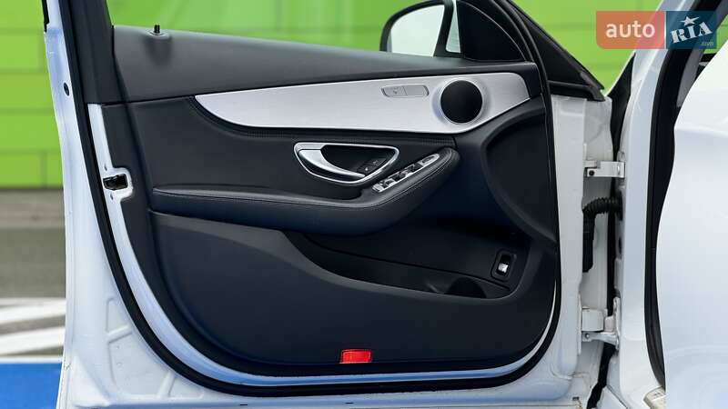Седан Mercedes-Benz C-Class 2014 в Киеве