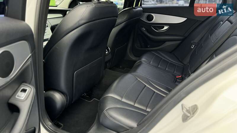 Седан Mercedes-Benz C-Class 2014 в Киеве