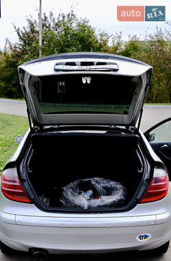 Купе Mercedes-Benz C-Class 2003 в 