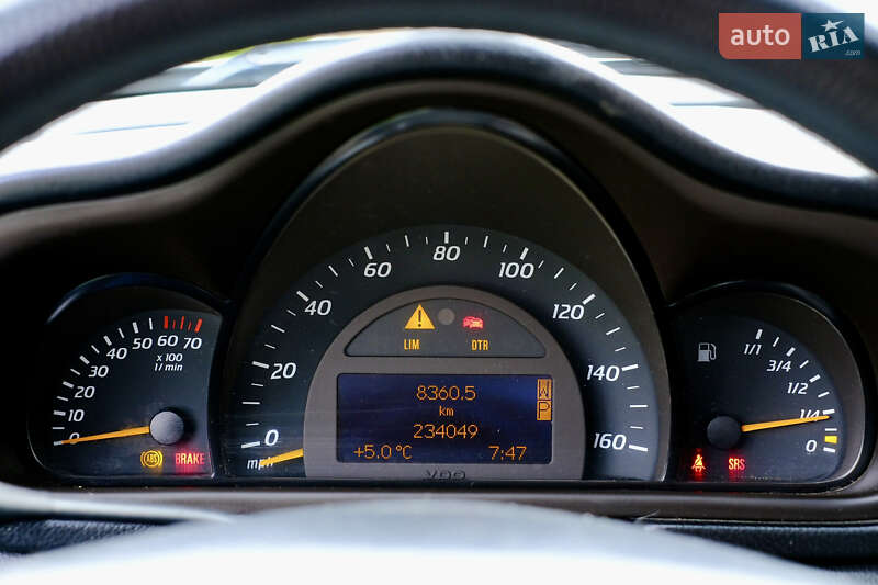 Купе Mercedes-Benz C-Class 2003 в Киеве
