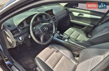 Універсал Mercedes-Benz C-Class 2008 в 