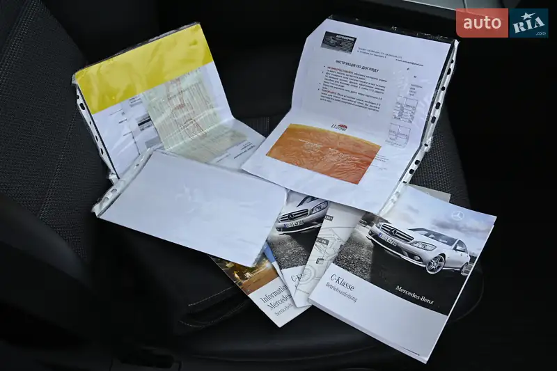 Седан Mercedes-Benz C-Class 2009 в Бердичеве документ