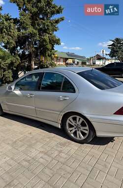 Седан Mercedes-Benz C-Class 2001 в 