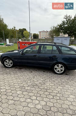 Универсал Mercedes-Benz C-Class 2004 в 