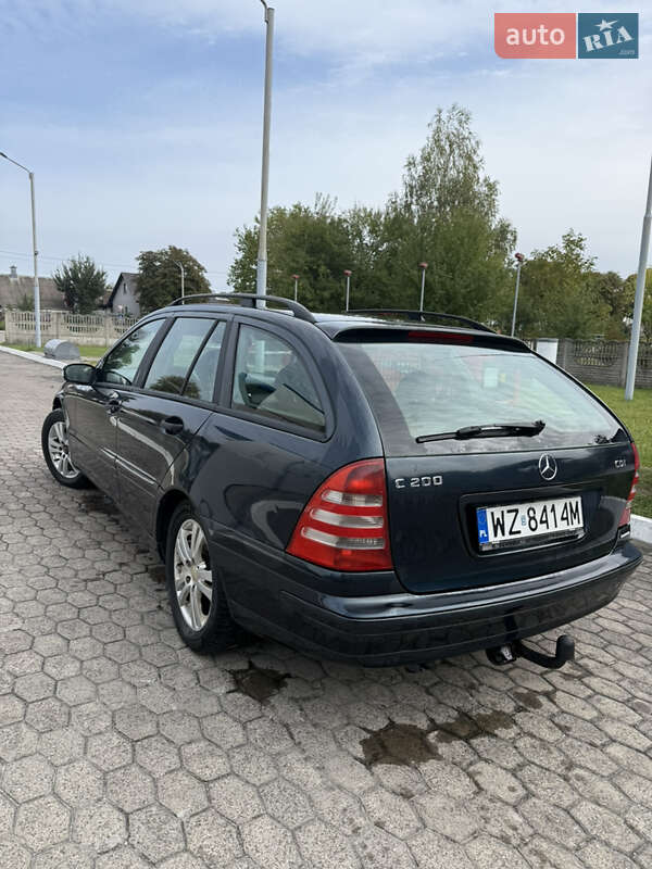 Универсал Mercedes-Benz C-Class 2004 в Костополе