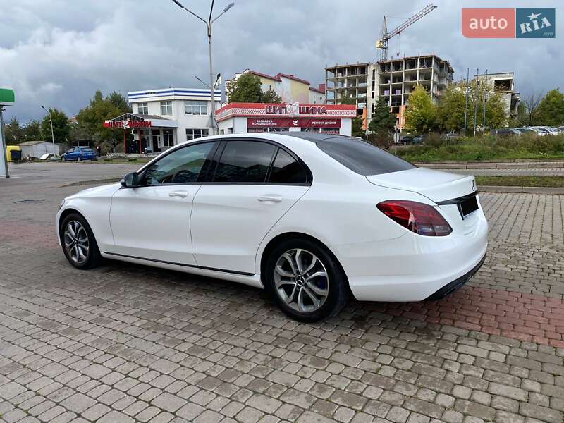 Седан Mercedes-Benz C-Class 2016 в Ивано-Франковске