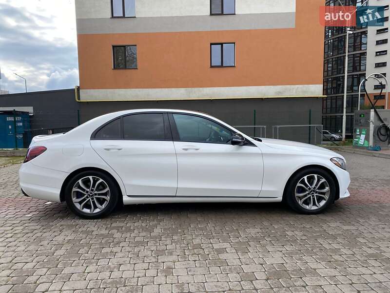 Седан Mercedes-Benz C-Class 2016 в Ивано-Франковске
