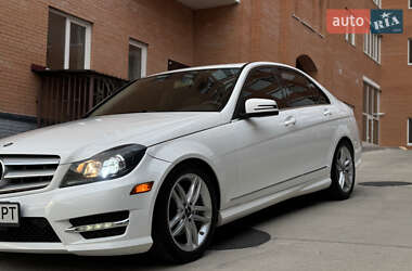 Седан Mercedes-Benz C-Class 2013 в 