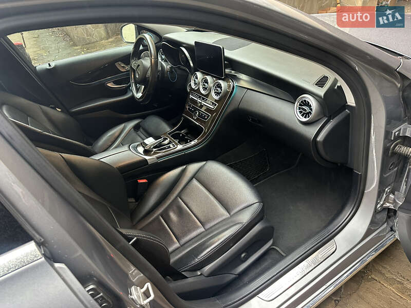 Седан Mercedes-Benz C-Class 2015 в Киеве
