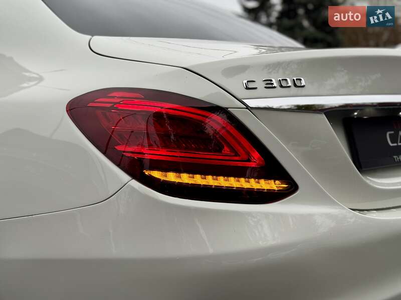 Седан Mercedes-Benz C-Class 2016 в Києві