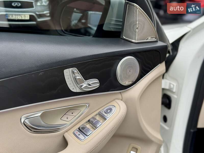 Седан Mercedes-Benz C-Class 2016 в Києві