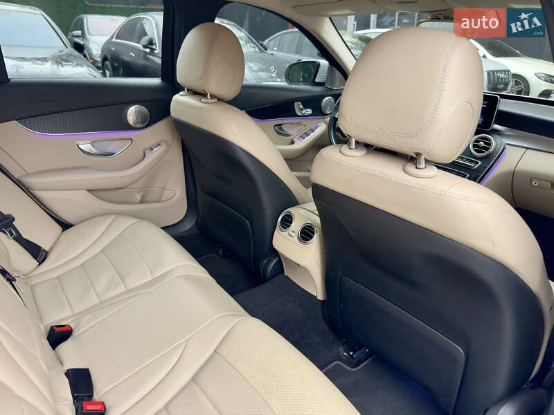 Седан Mercedes-Benz C-Class 2016 в Києві