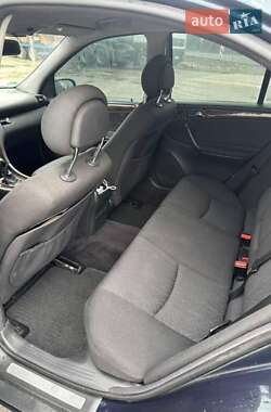 Седан Mercedes-Benz C-Class 2001 в 