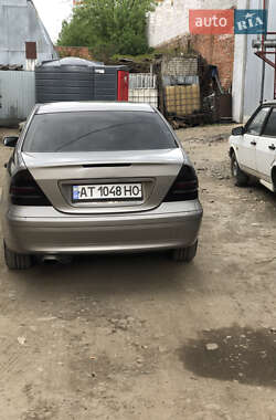 Седан Mercedes-Benz C-Class 2003 в 