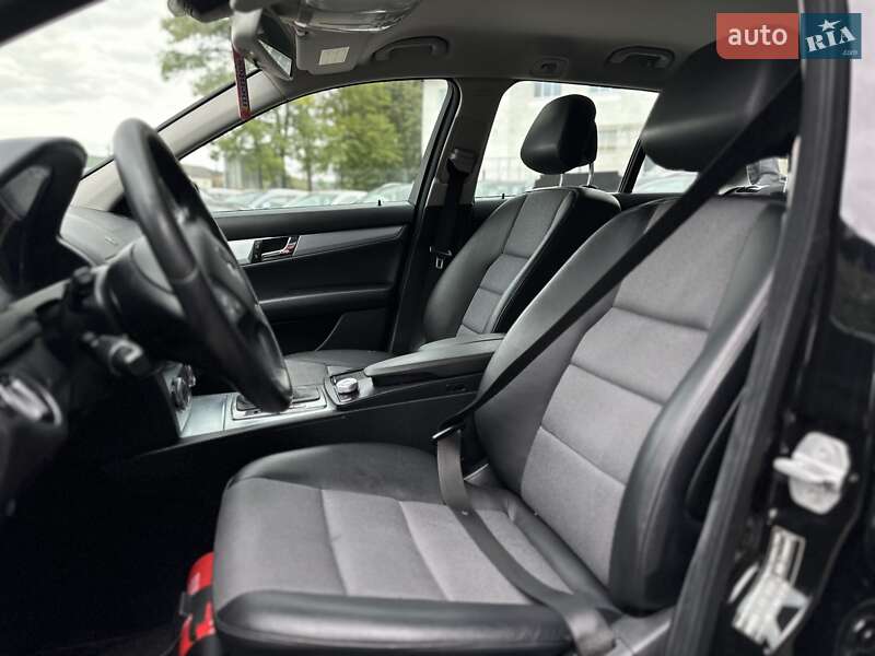 Универсал Mercedes-Benz C-Class 2012 в Ивано-Франковске