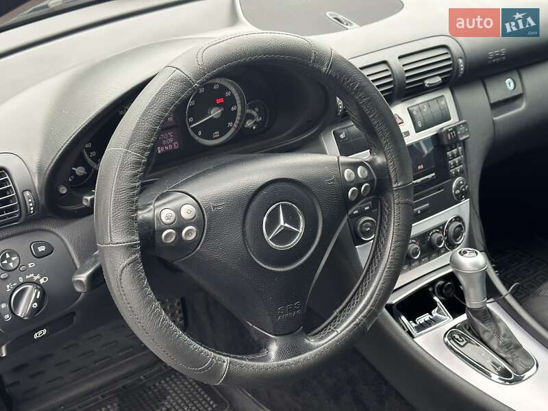Седан Mercedes-Benz C-Class 2007 в Киеве фото 20 Седан Mercedes-Benz C-Class 2007 в Киеве