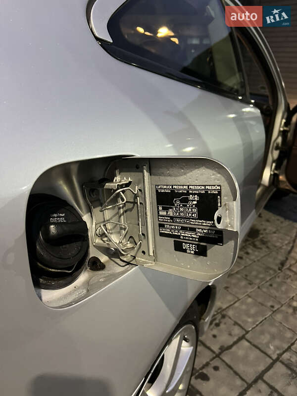 Купе Mercedes-Benz C-Class 2001 в Івано-Франківську