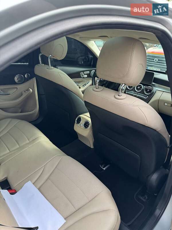 Седан Mercedes-Benz C-Class 2015 в Днепре