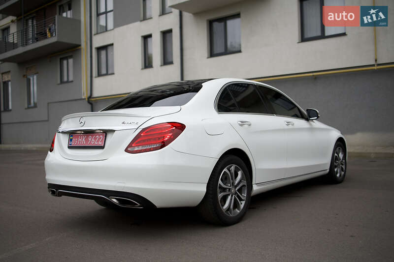 Седан Mercedes-Benz C-Class 2016 в Сарнах
