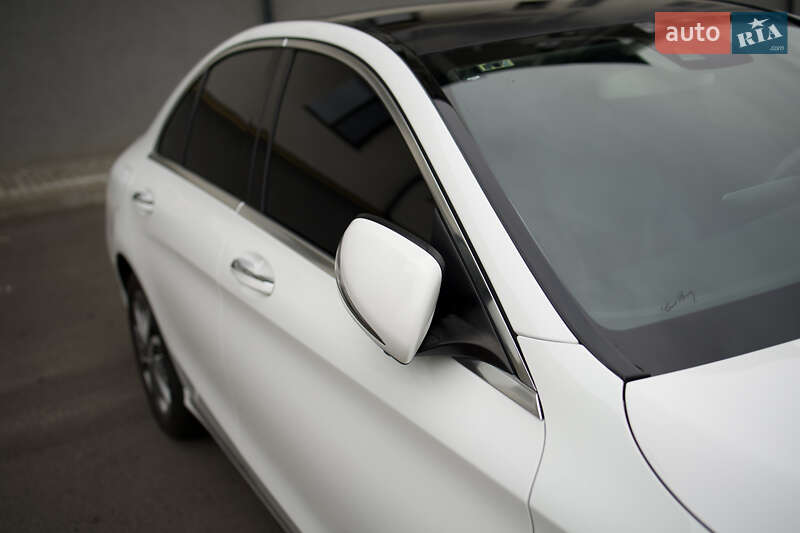 Седан Mercedes-Benz C-Class 2016 в Сарнах