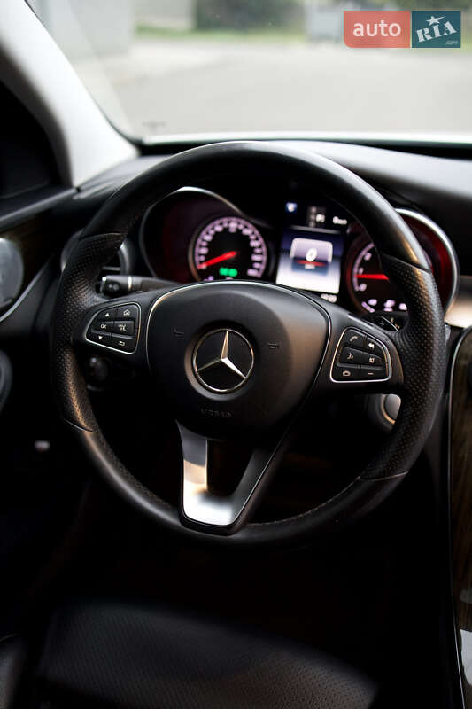 Седан Mercedes-Benz C-Class 2016 в Сарнах