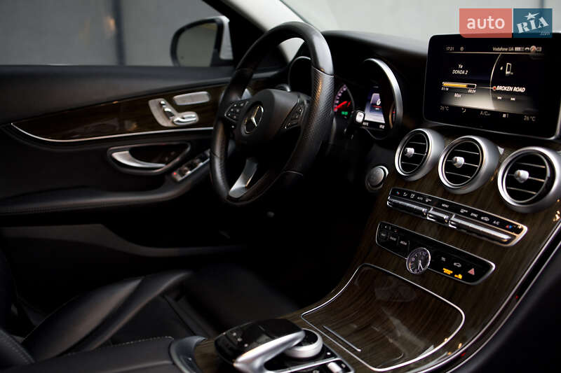 Седан Mercedes-Benz C-Class 2016 в Сарнах
