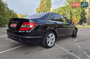 Седан Mercedes-Benz C-Class 2011 в 
