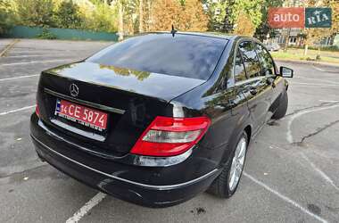 Седан Mercedes-Benz C-Class 2011 в 