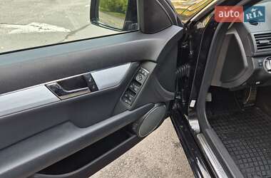 Седан Mercedes-Benz C-Class 2011 в 