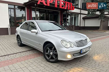 Седан Mercedes-Benz C-Class 2006 в 