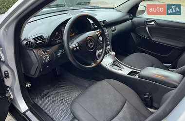 Седан Mercedes-Benz C-Class 2006 в 