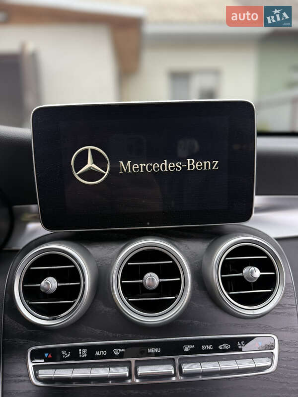Седан Mercedes-Benz C-Class 2015 в Киеве